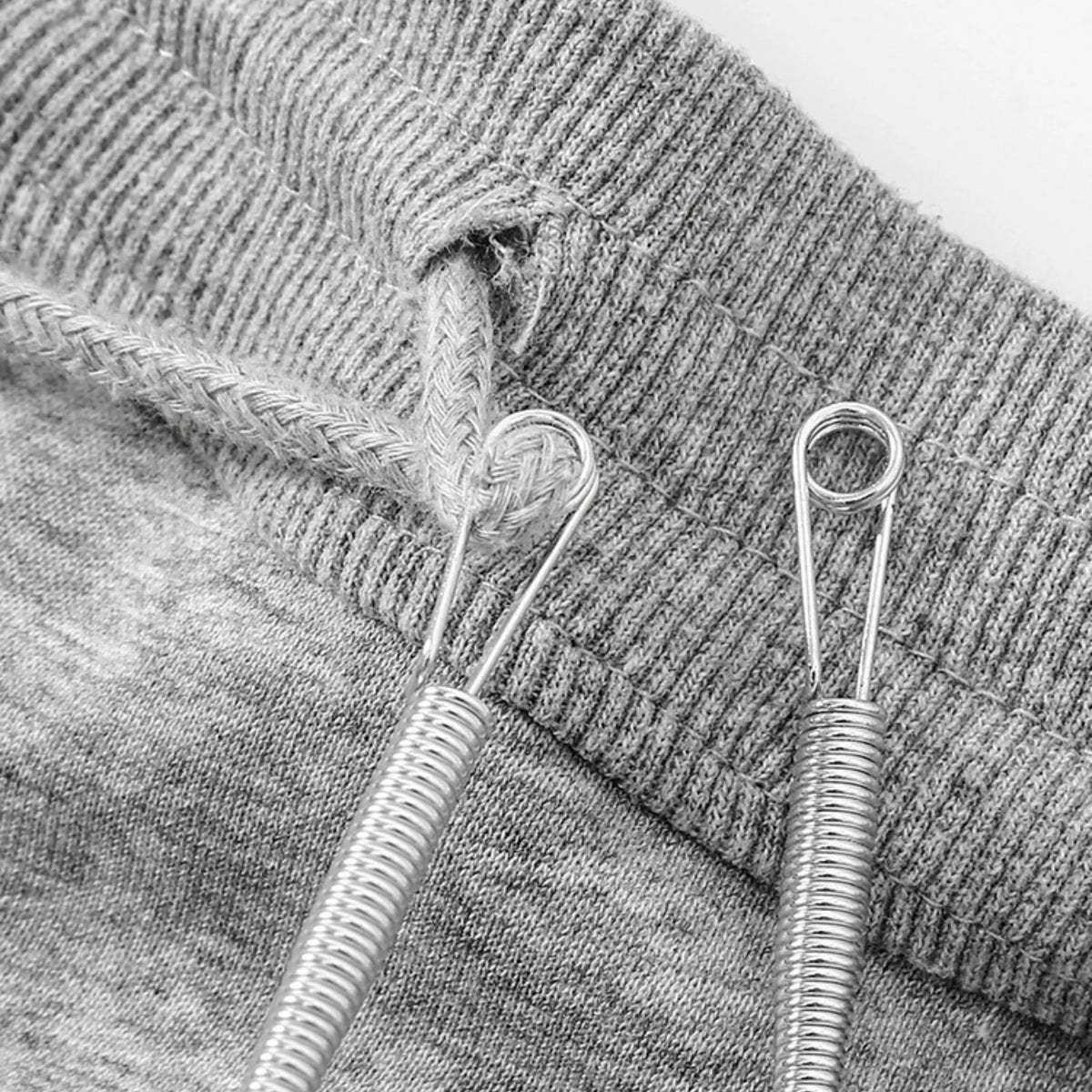 Bendable Spring Drawstring Threader for Elastic & Cord