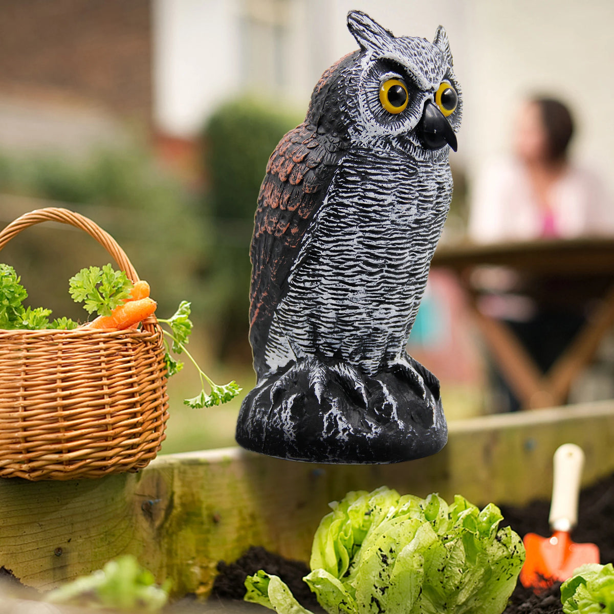 Realistic Owl Decoy Statue – Outdoor Garden Bird Deterrent