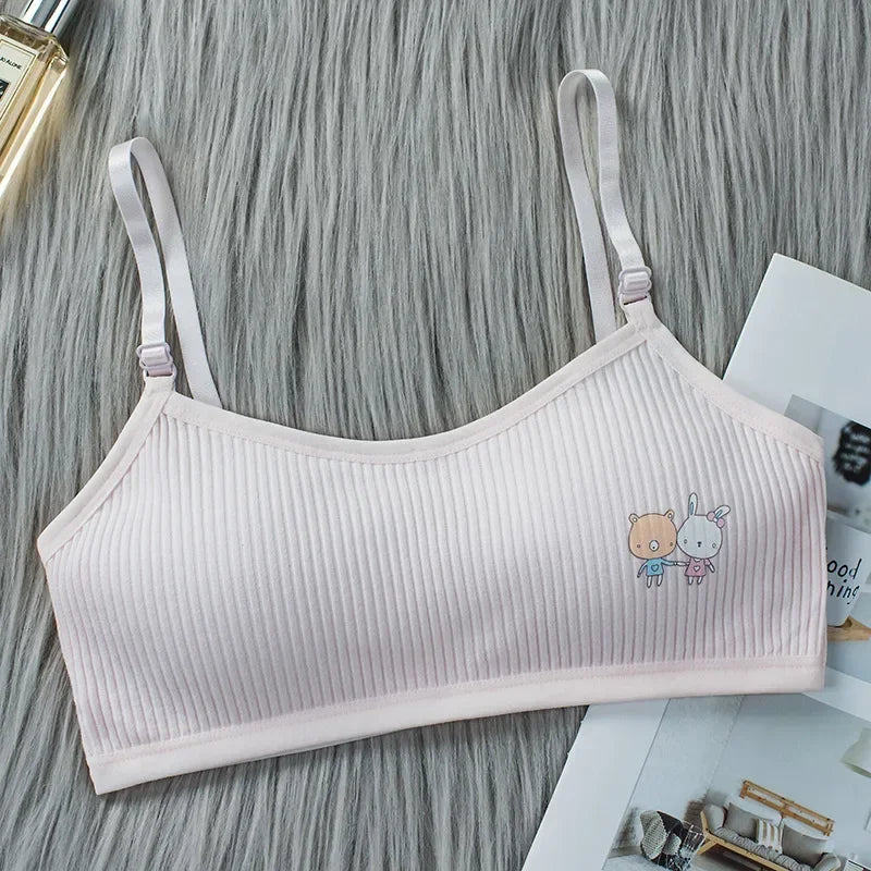 Girls Training Bra – Seamless Soft Cotton Sports Bra Ages 7–13
