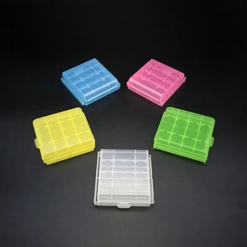 Clear Battery Storage Box – Holds 4 AA or 5 AAA Batteries