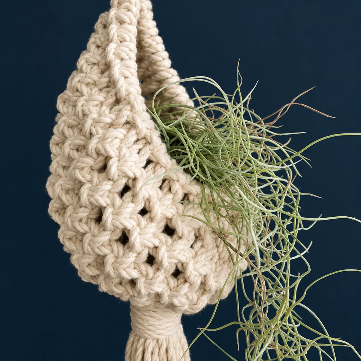 Nordic Boho Hand-Woven Cotton Tapestry – Pineapple Basket