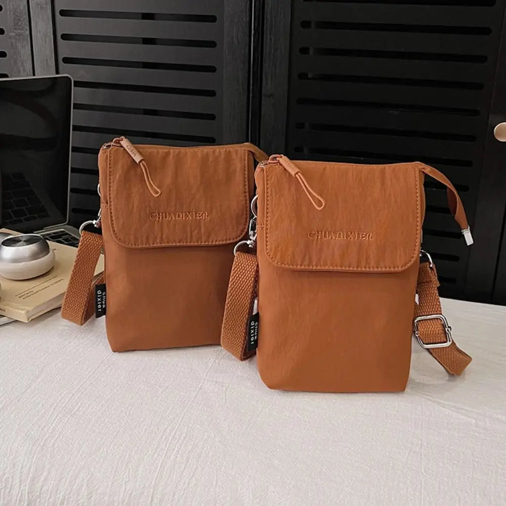 Mini Nylon Crossbody Bag – Lightweight Adjustable Shoulder Bag