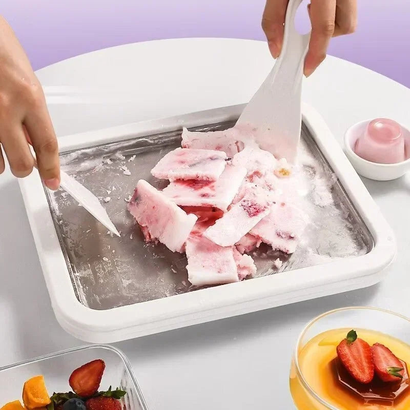 Rolled Ice Cream Maker Plate with 2 Scrapers | No-Power