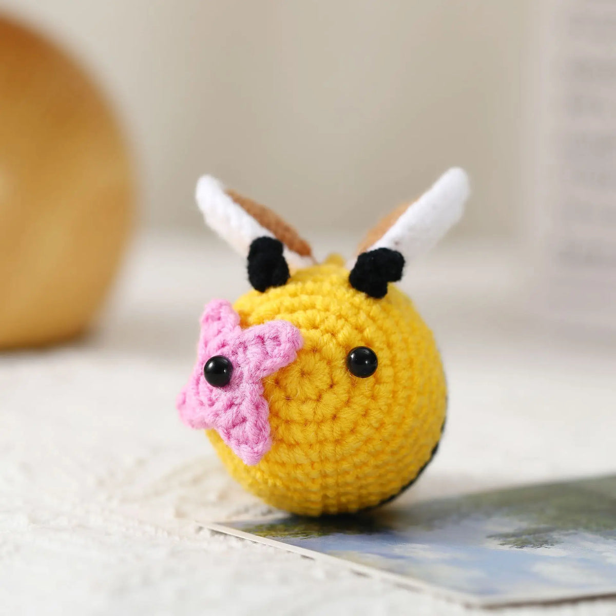 Handmade Crochet Bee Keychain – Cute Yarn Insect Pendant