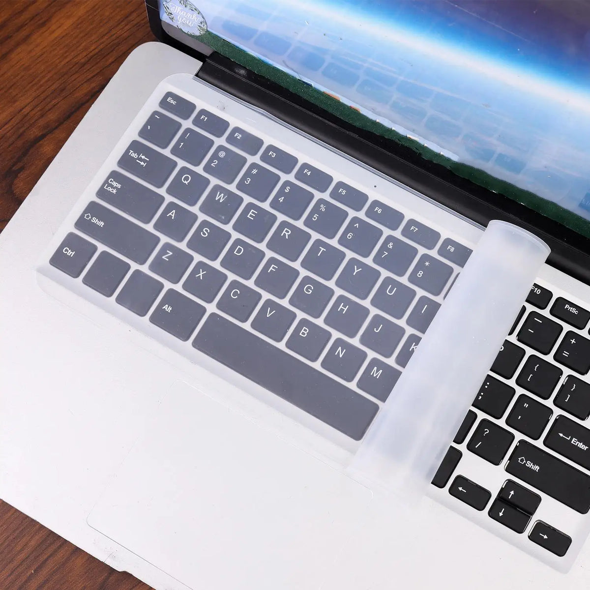 Universal Transparent Keyboard Protector – Laptop & MacBook Cover