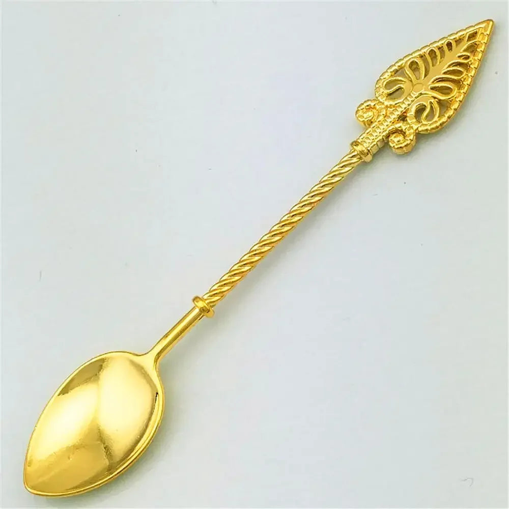 Vintage Carved Flower Teaspoon – Silver Coffee & Tea Spoon