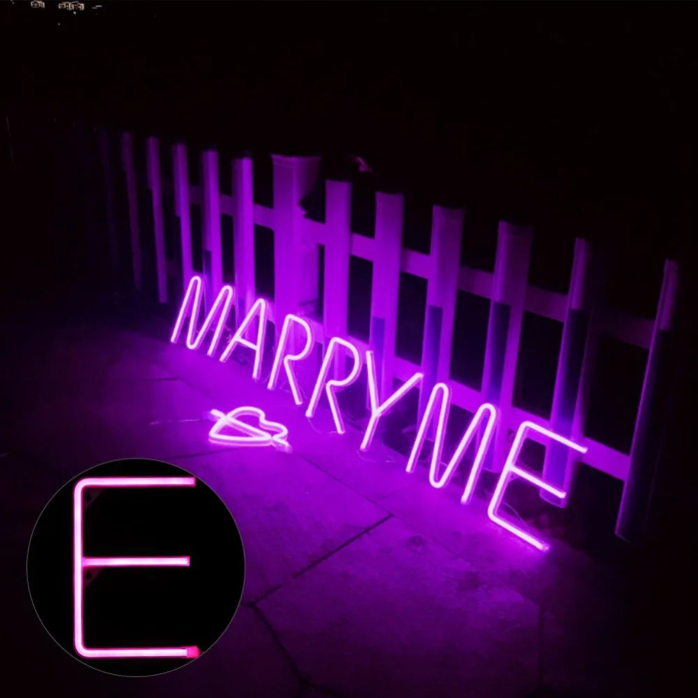 Letter E LED Neon Sign Light – USB & Battery Wall Décor