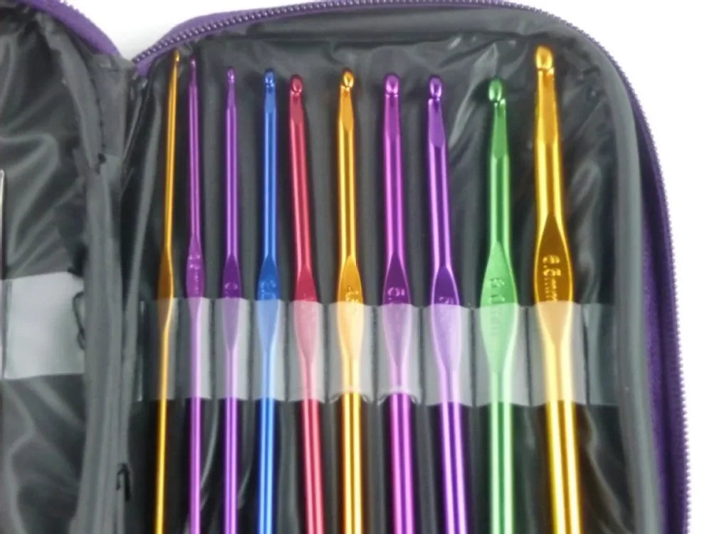22-Piece Multicolor Aluminum Crochet Hook Set – All Sizes