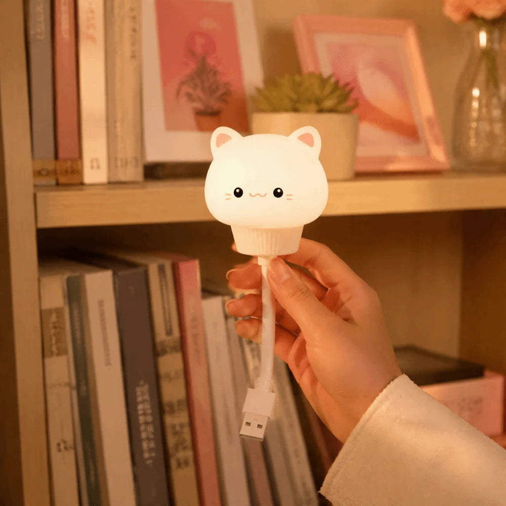 Mini Cat USB Night Light – Flexible Warm Glow Mood Lamp