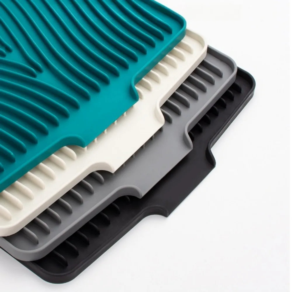 Silicone Dish Drying Mat – Food-Grade Sloped Drain Pad 40/50CM
