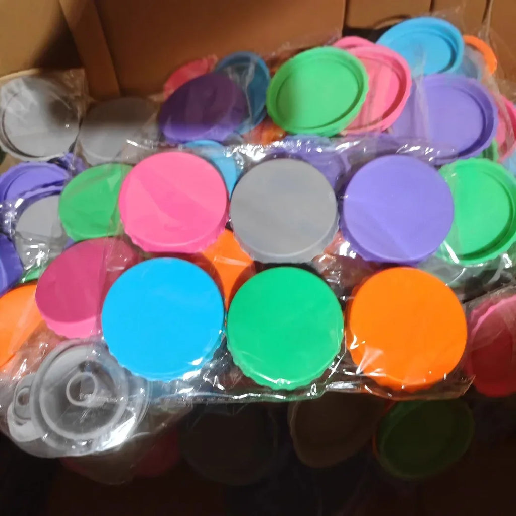 Silicone Reusable Soda Can Lid & Stopper | Fits Standard Cans