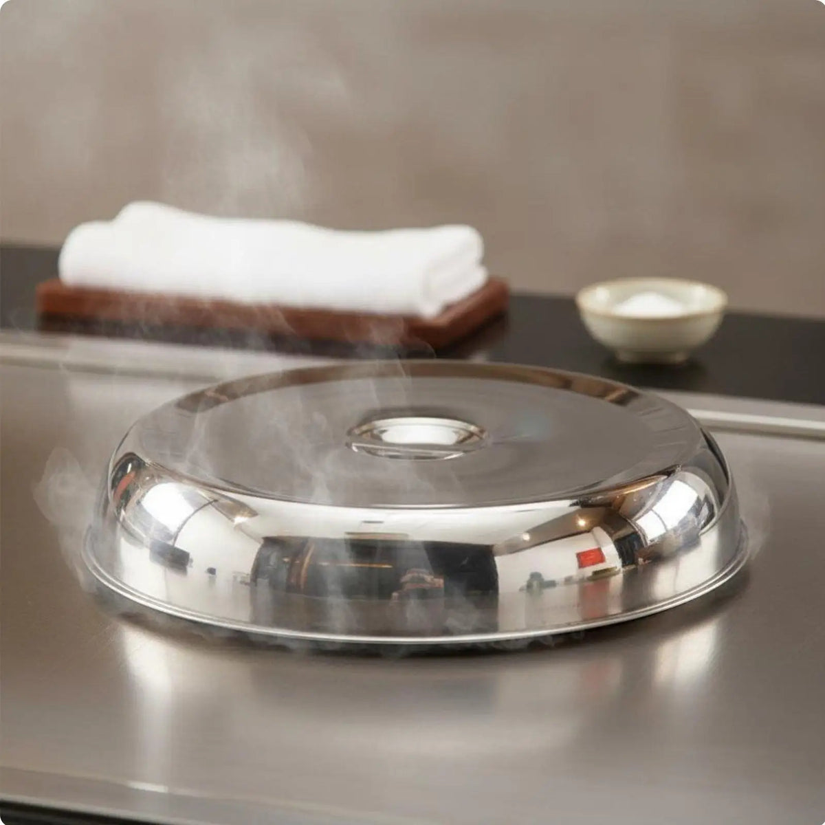 Round Stainless Steel Teppanyaki Cover – Heat Retention Lid