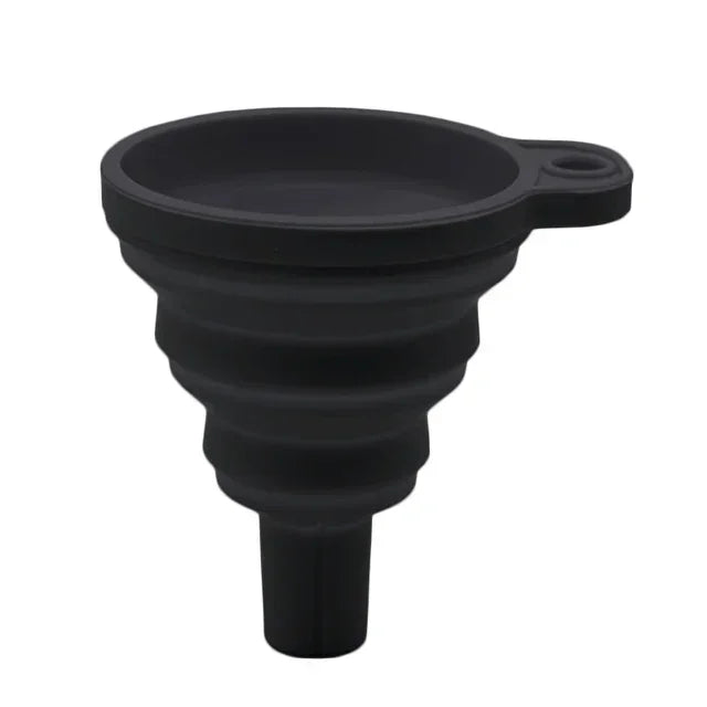 Foldable Silicone Car Funnel – Universal Oil & Fluid Pouring Tool