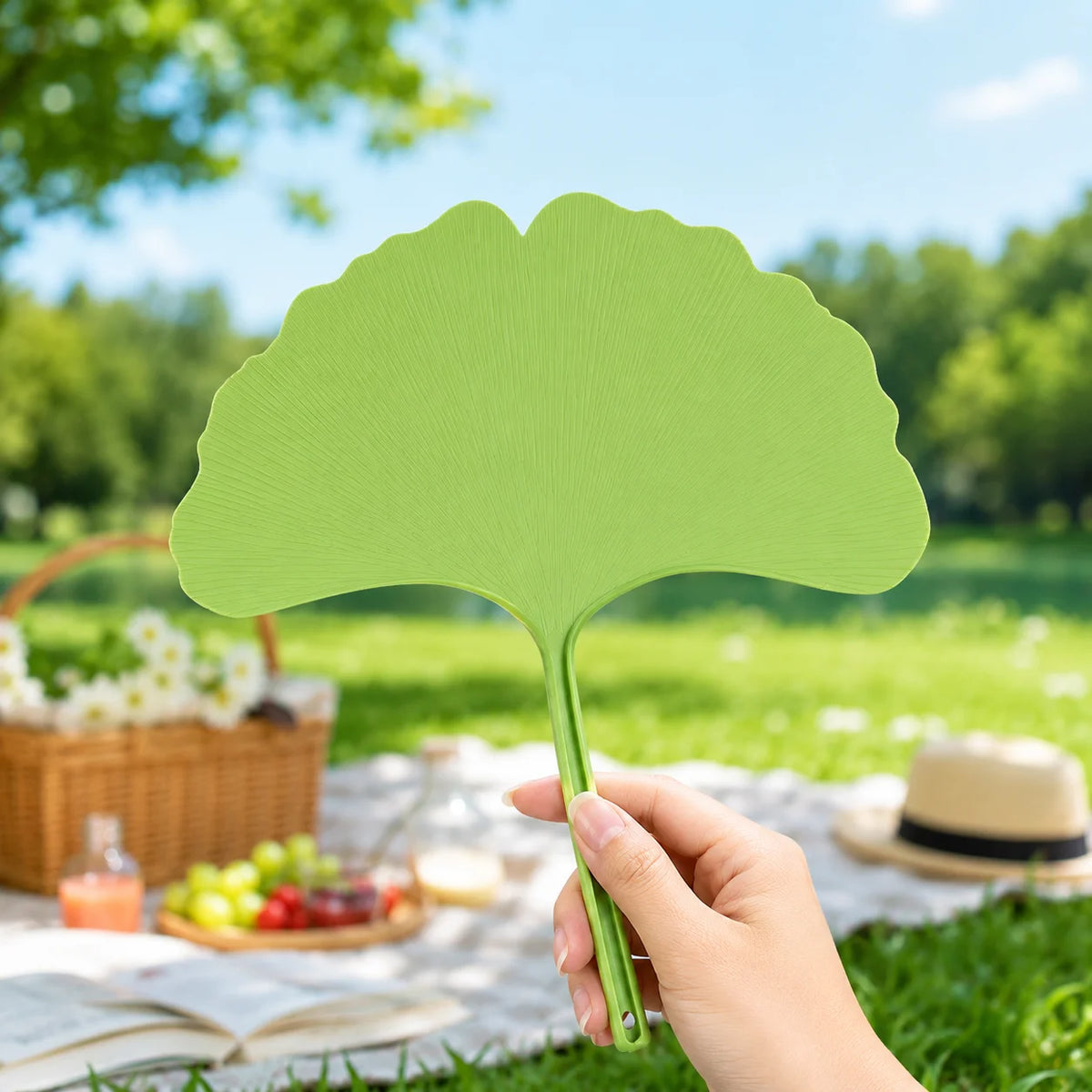 Ginkgo Leaf & Seashell Hand Fan – Ancient Style Portable Fan