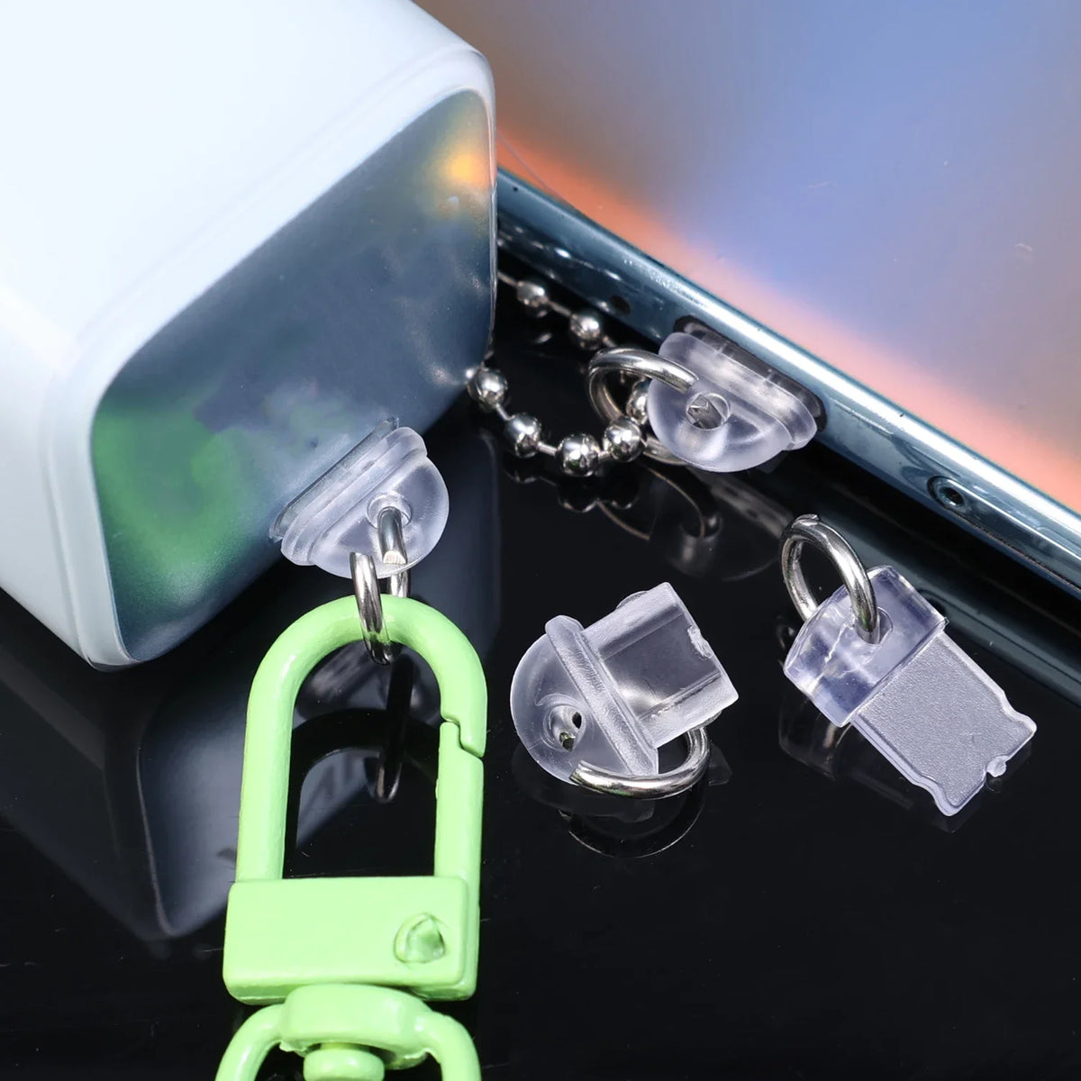 Transparent Dust Plugs – USB-C, Lightning & Micro USB