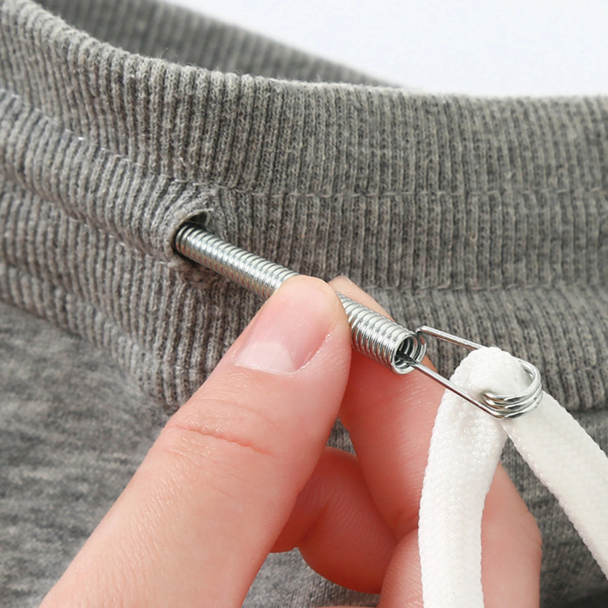 Bendable Spring Drawstring Threader for Elastic & Cord
