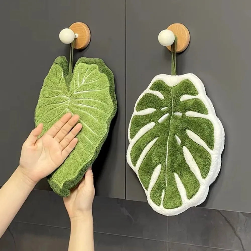 Cartoon Leaf Coral Velvet Hand Towel – Kitchen & Bathroom