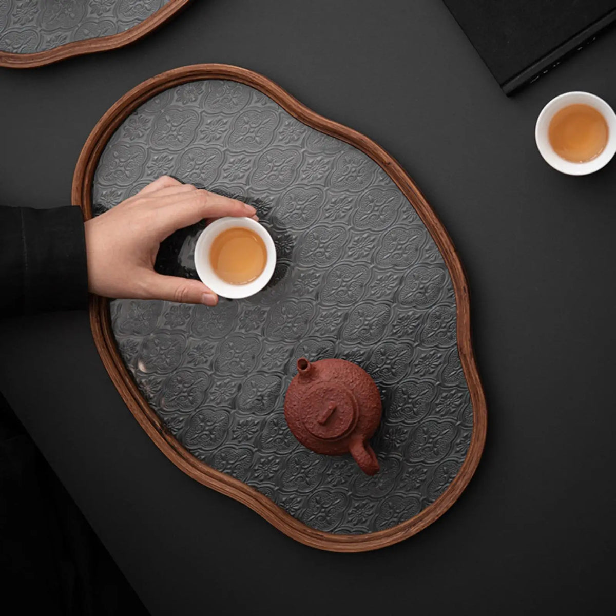 Kesoto Begonia Wood & Glass Serving Tray | Japanese Style