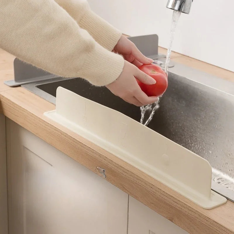 Silicone Sink Splash Guard 50cm – Suction Cup Water Barrier