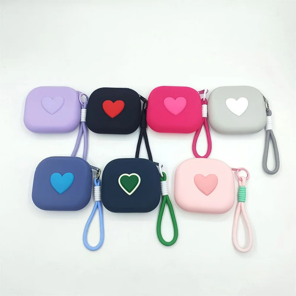 Heart Silicone Coin Purse with Lanyard – Mini Key & Earbud Pouch