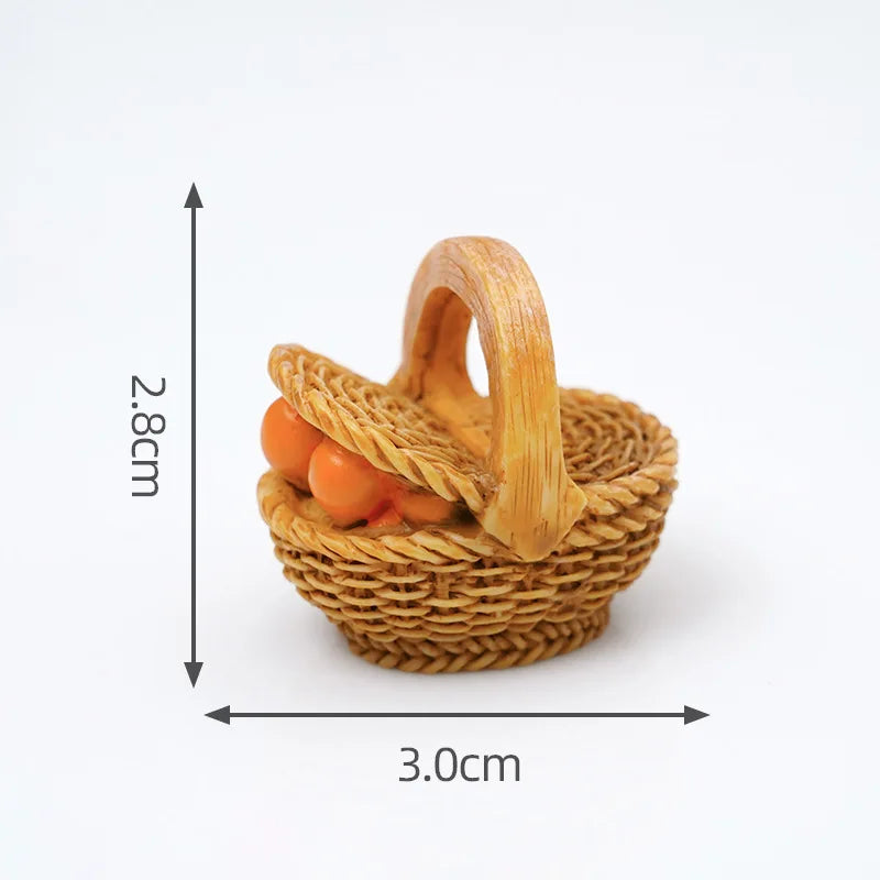 Mini Rattan Basket – 1:12 Dollhouse & Miniature Craft Decor