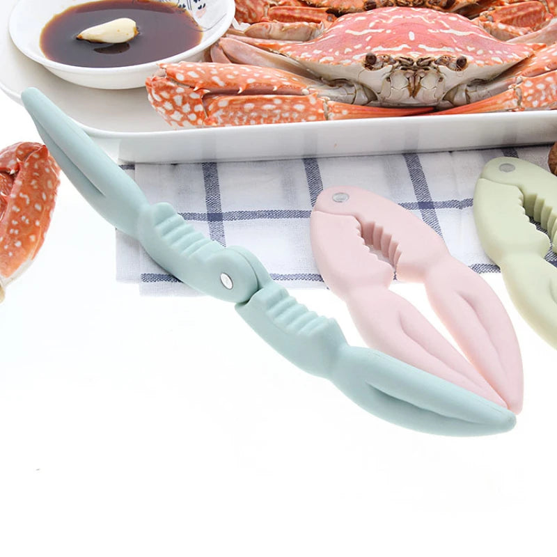 Crab Claw & Walnut Shell Cracker Clip | Seafood Kitchen Tool