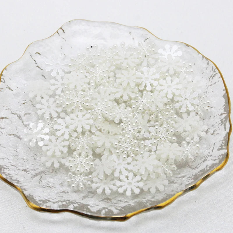100pcs White Pearl Resin Snowflakes 15mm – Christmas DIY Decor