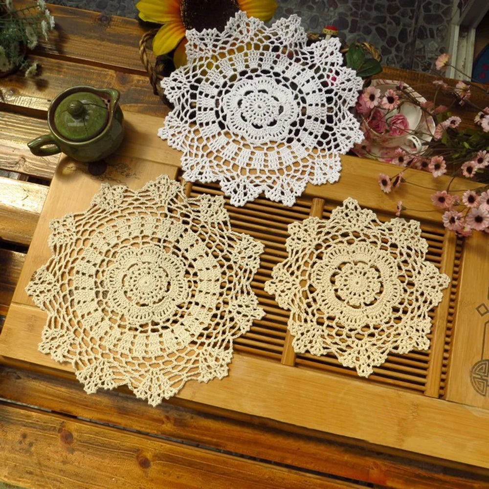Hand Crocheted Cotton Lace Doily – Vintage Round Table Mat