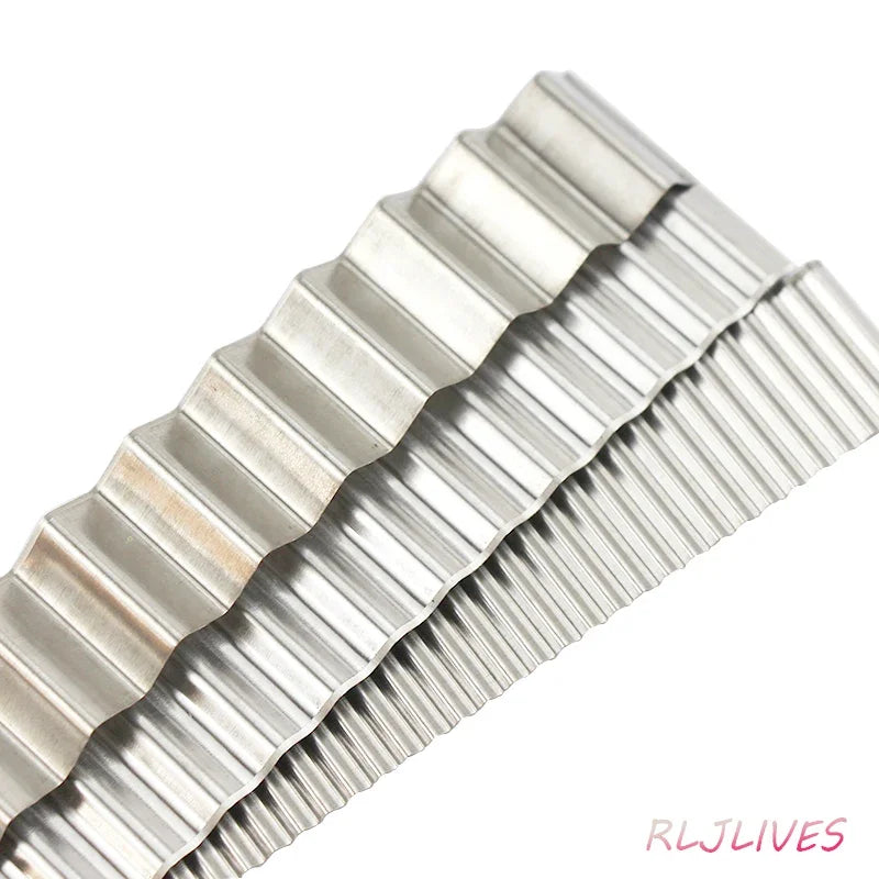 4-Piece Flexible Wave Blade Clay & Pottery Cutter Set