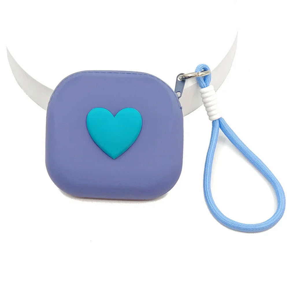 Heart Silicone Coin Purse with Lanyard – Mini Key & Earbud Pouch
