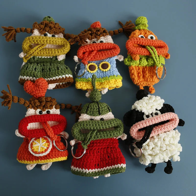 Cartoon Hand-Woven Yarn Key Bag – Cute Pull-Out Key Cover