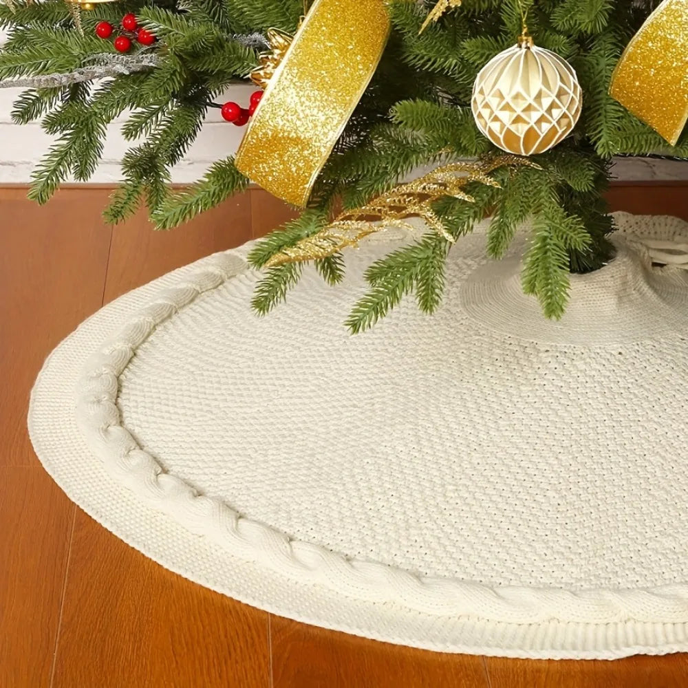 Vintage Red & White Christmas Tree Skirt | Thick Polyester
