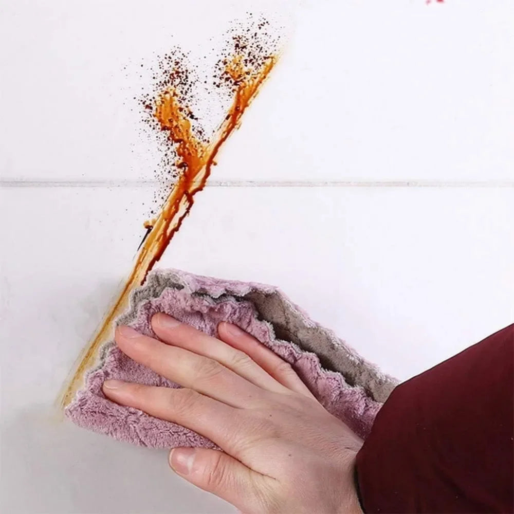 Kitchen Backsplash Protector Film – Oil & Waterproof Wall Sticker