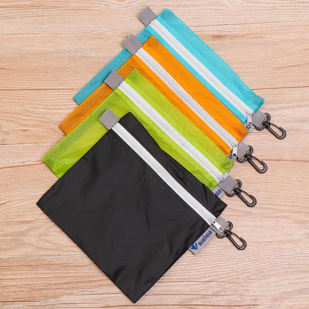 Waterproof Outdoor Pocket Pouch – Zipper & Hook, 4 Colors
