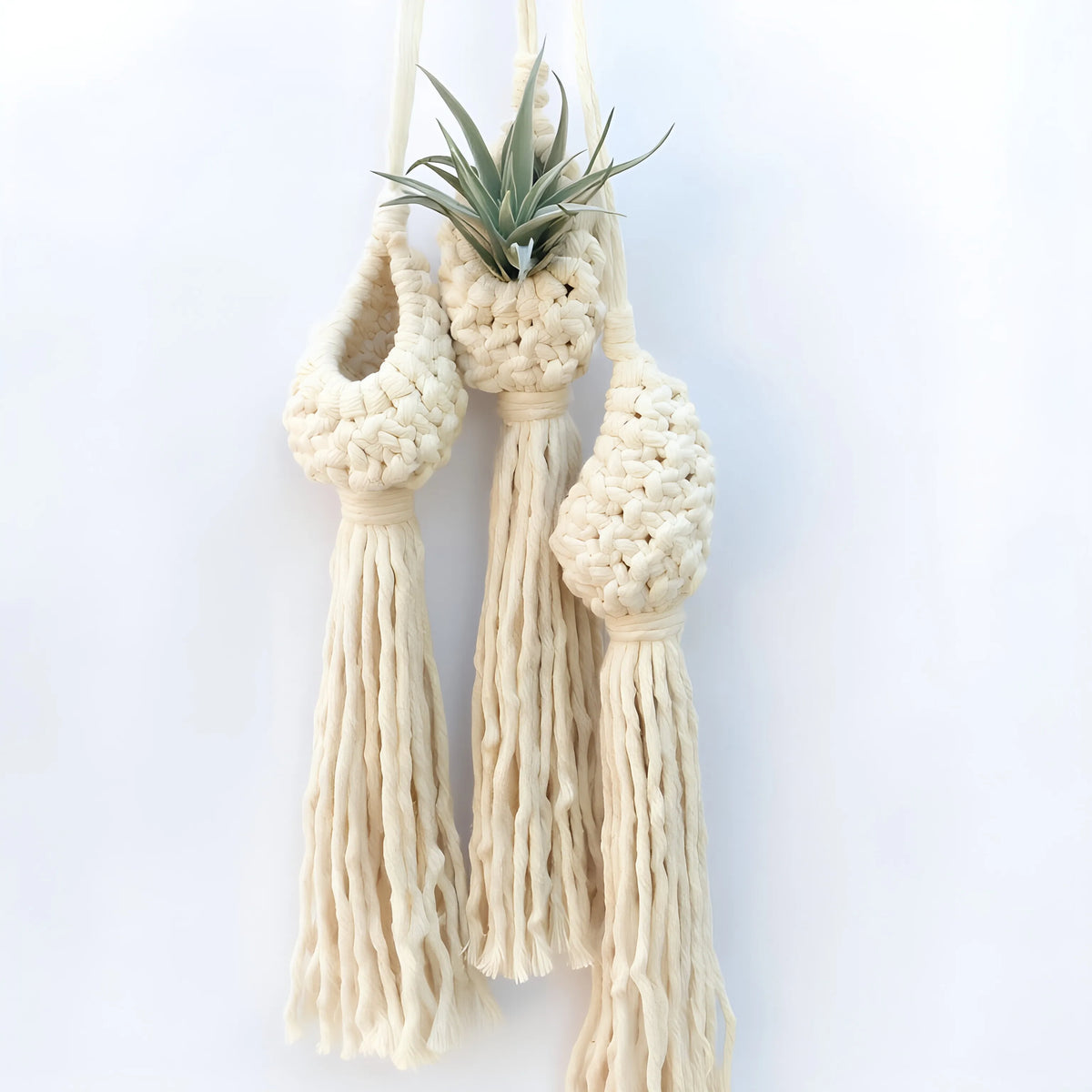 Nordic Boho Hand-Woven Cotton Tapestry – Pineapple Basket