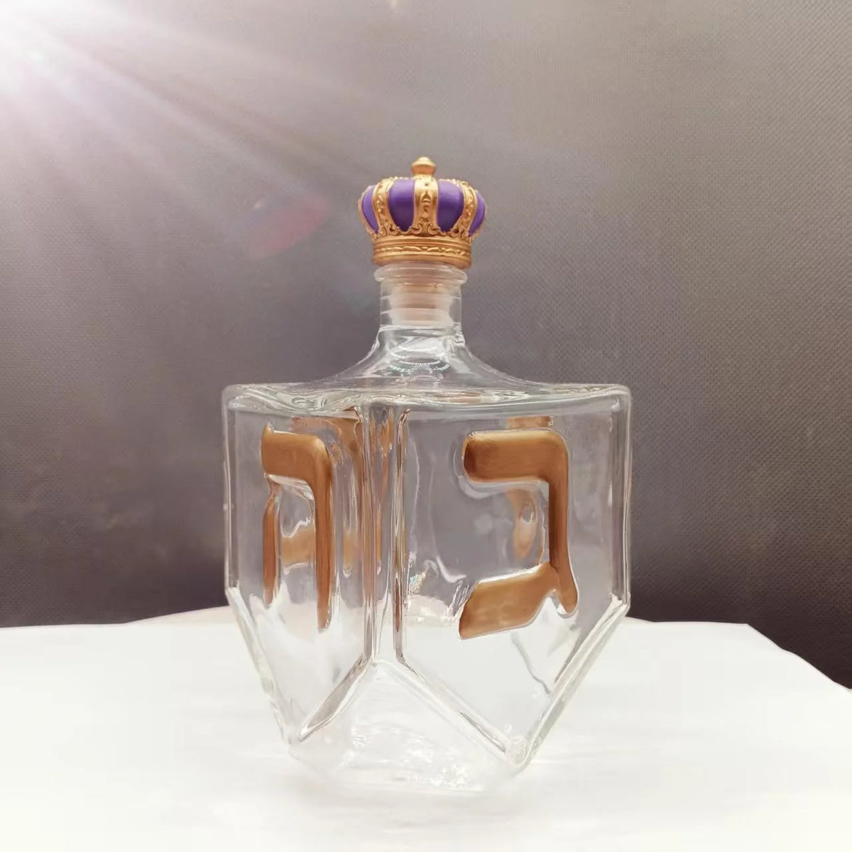 Judaica Star of David Glass Wine Decanter | Purple Crown Lid