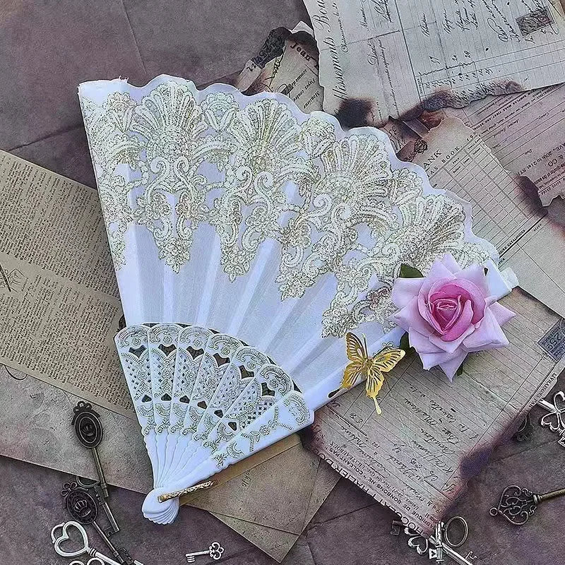 Retro Lace Folding Fan – European Rose Court Style Photo Prop